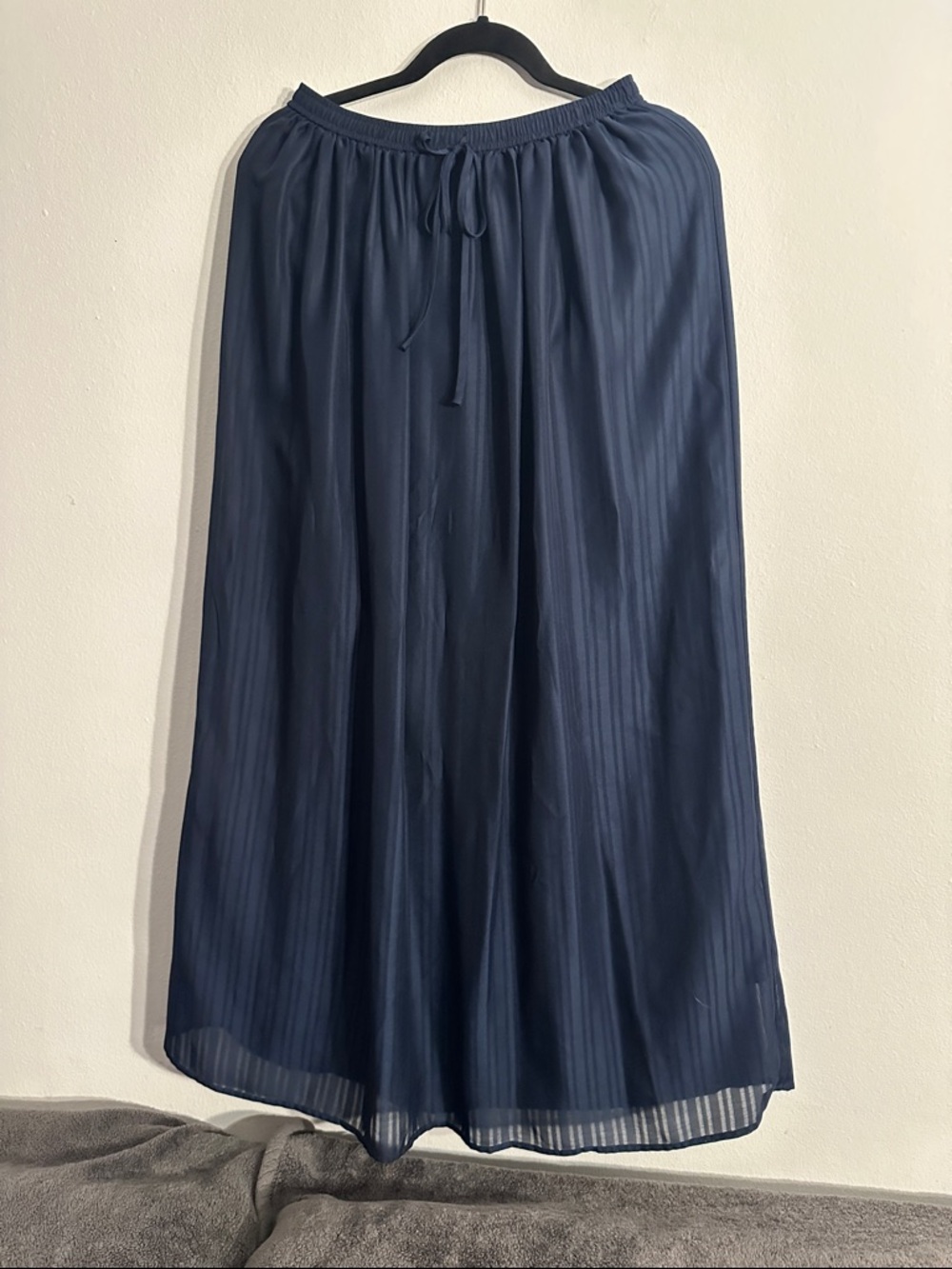 [Madewell] Navy Pleated Maxi Skirt with Drawstring Waist